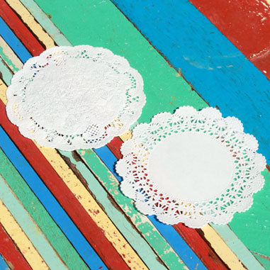 Doilies - 30 Spitzenuntersetzer für Muffins & Törtchen mit hübschen Design